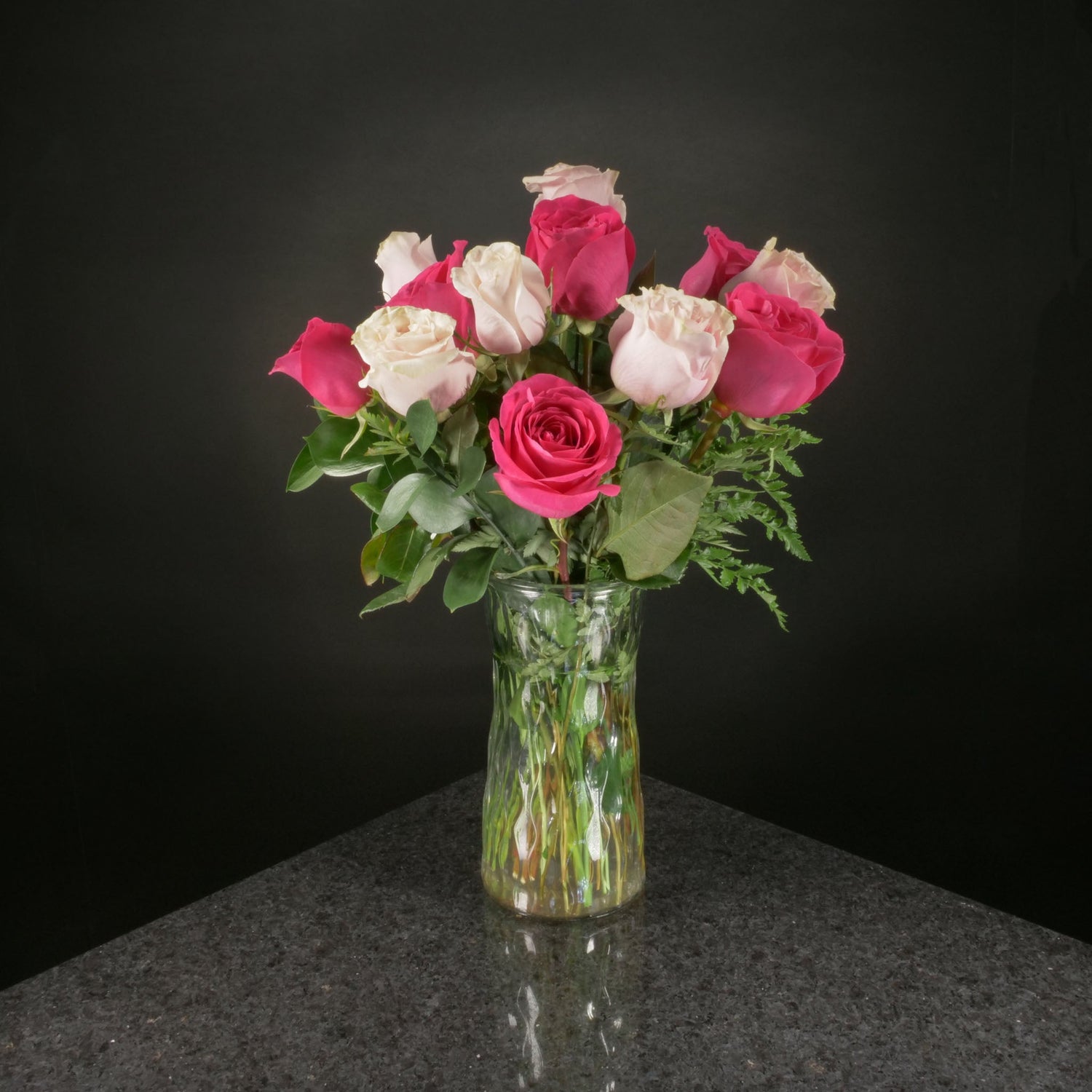  12 Roses / Vase / Basic