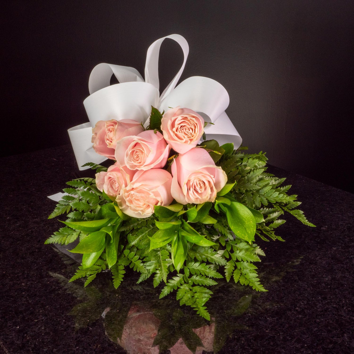 Blush Pink Roses 6 Roses / Hand-Tied / Basic