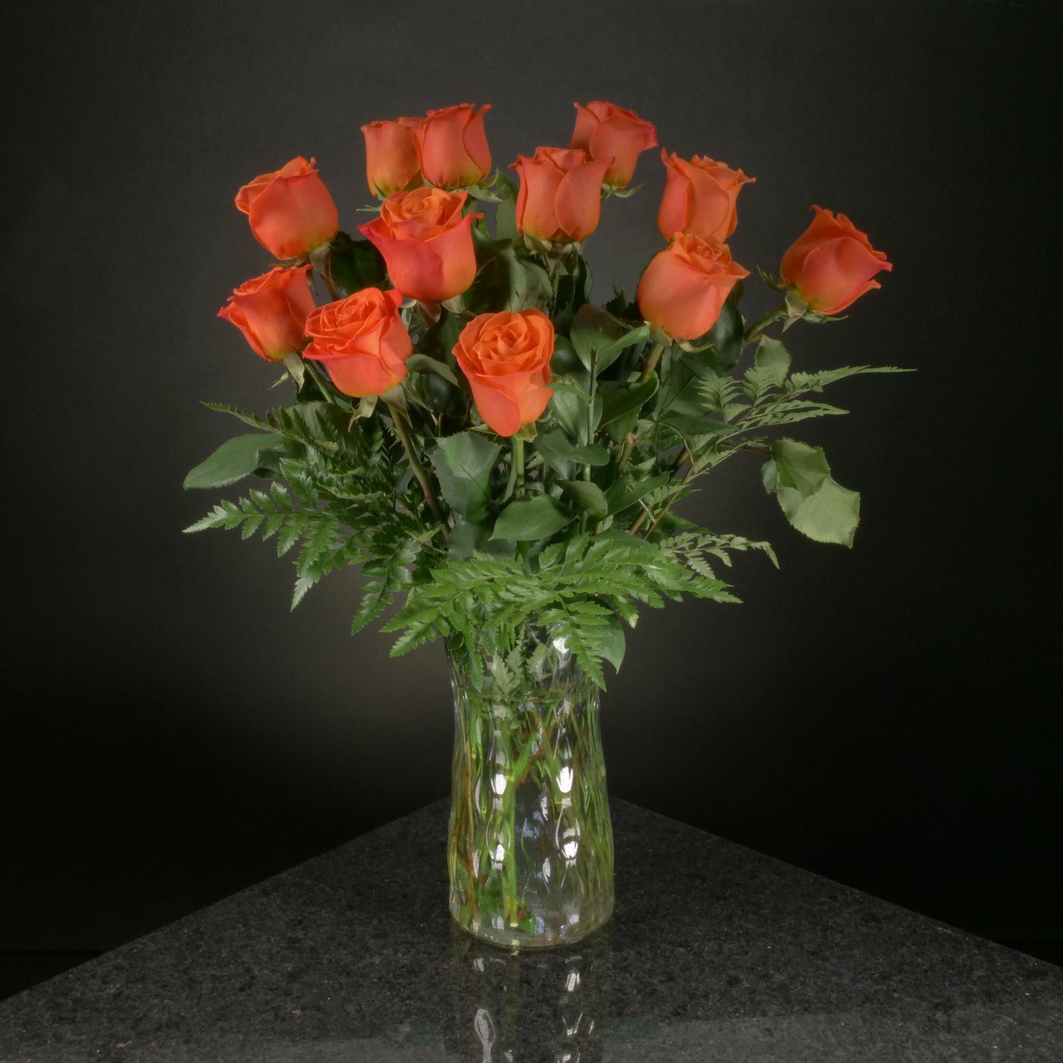  12 Roses / Vase / Basic