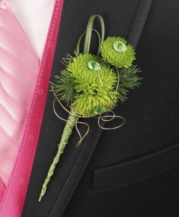 Green Mum Boutonniere