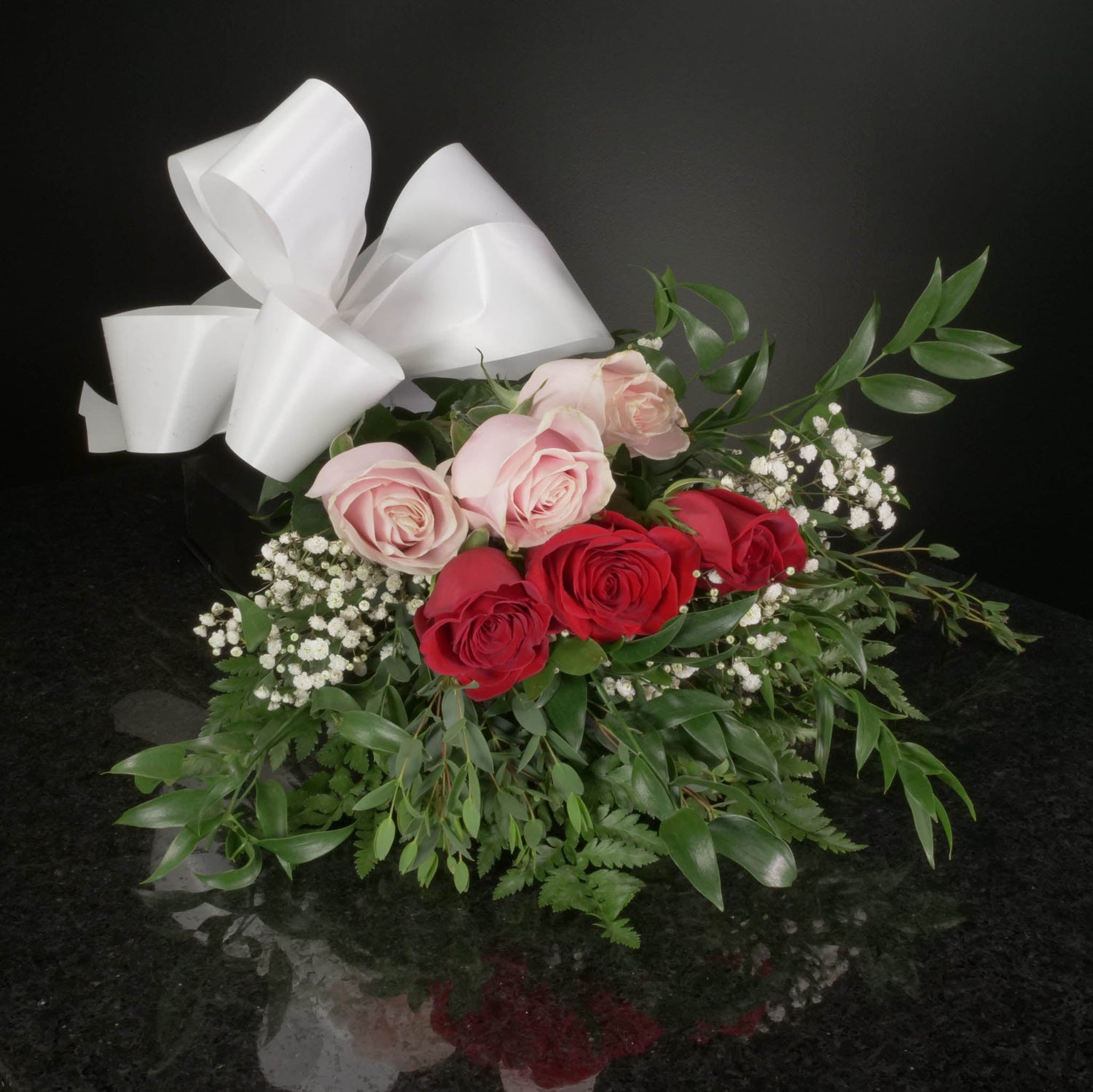  6 Roses / Hand-Tied / Fancy