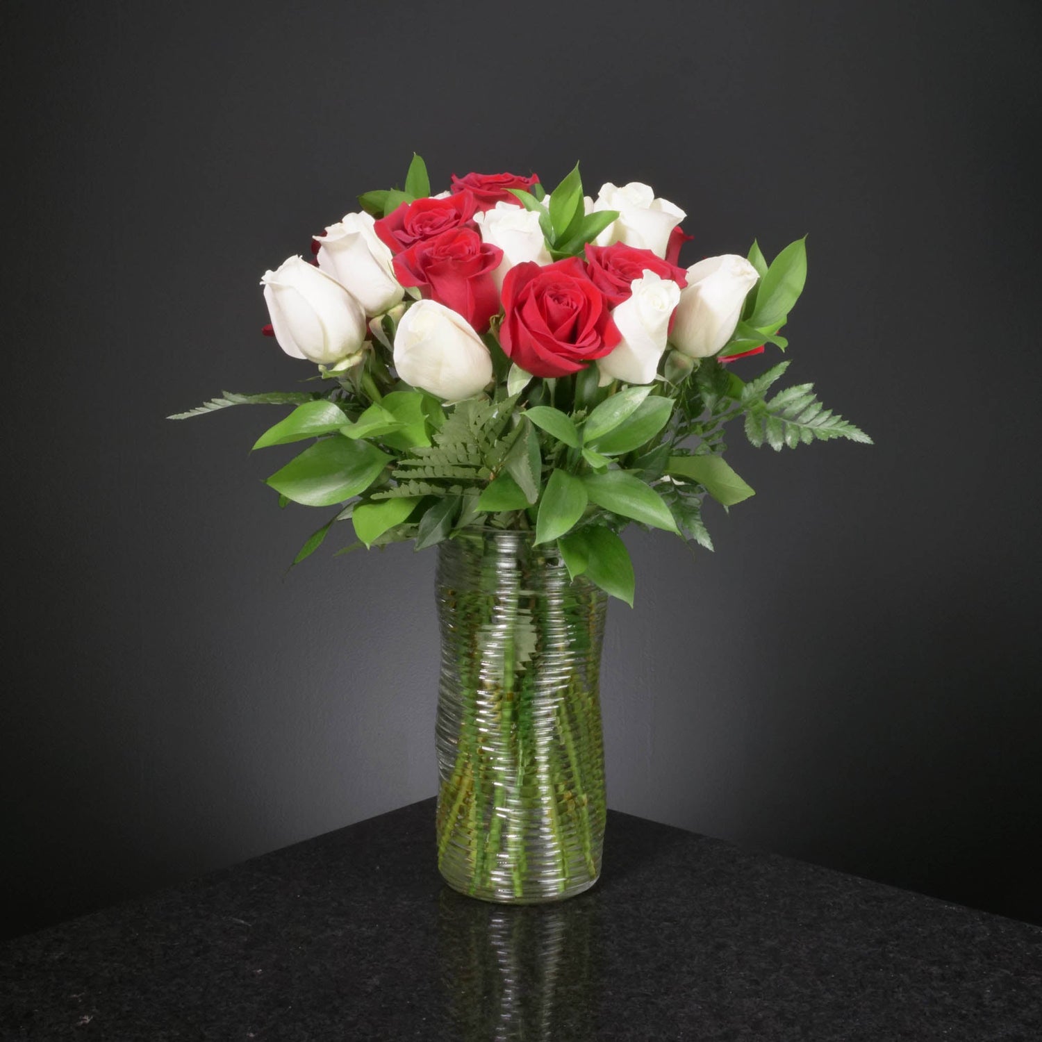  24 Roses / Vase / Basic